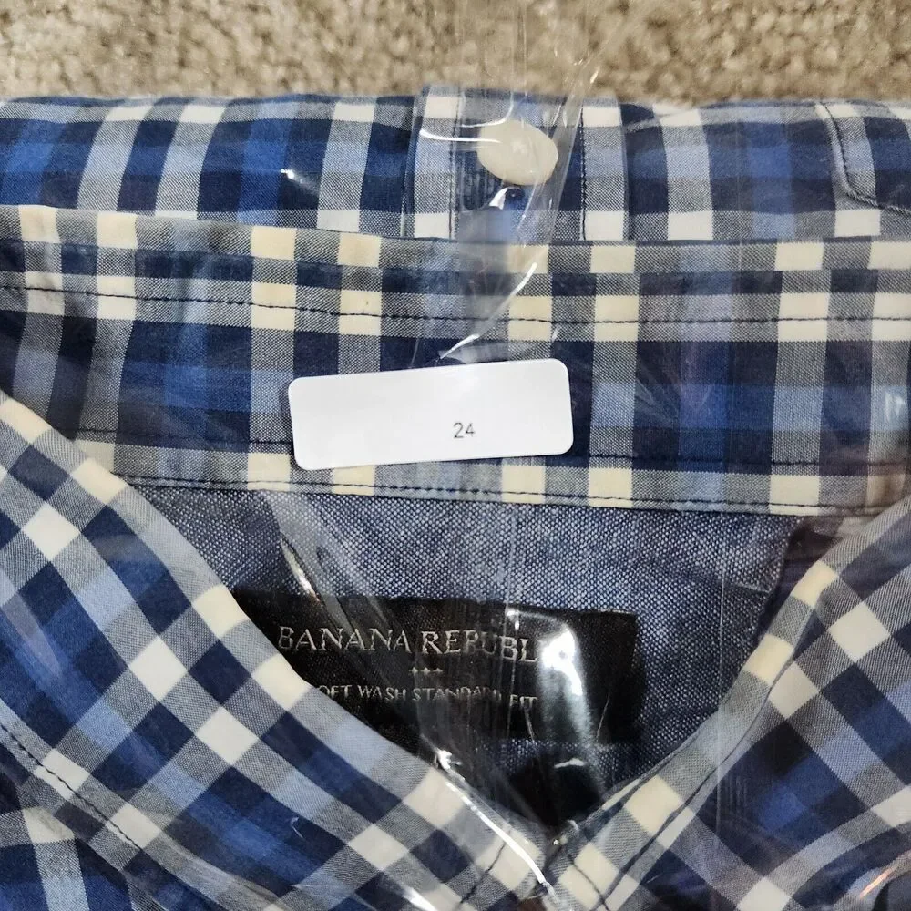 Banana Republic Men's Button Down Shirt Size M Soft Wash Standard Fit Blue 24